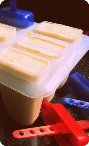 roasted banana and cardamom paletas