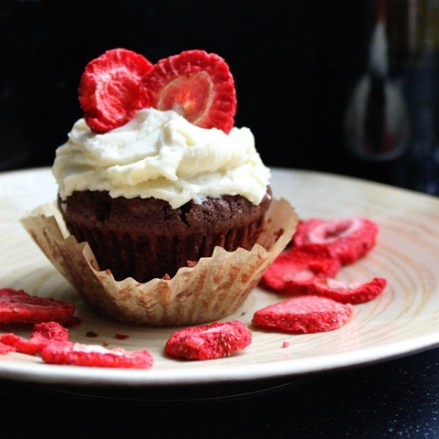 red wine red velvet cupcakes 4