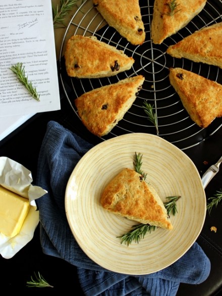rosemary raisin sour cream scones