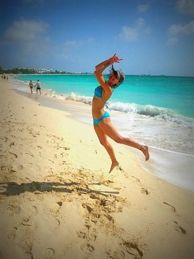 grand cayman seven mile beach jumping